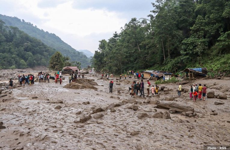 संखुवासभाको बाढीमा बेपत्ता हुनेको संख्या २२ पुग्याे,सबैको पहिचान खुल्यो