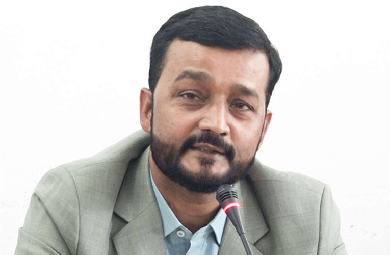 काठमाडौंमा पानीका लागि ट्याङ्करको भर पर्ने अवस्था अन्त्य हुन्छ: मन्त्री यादव