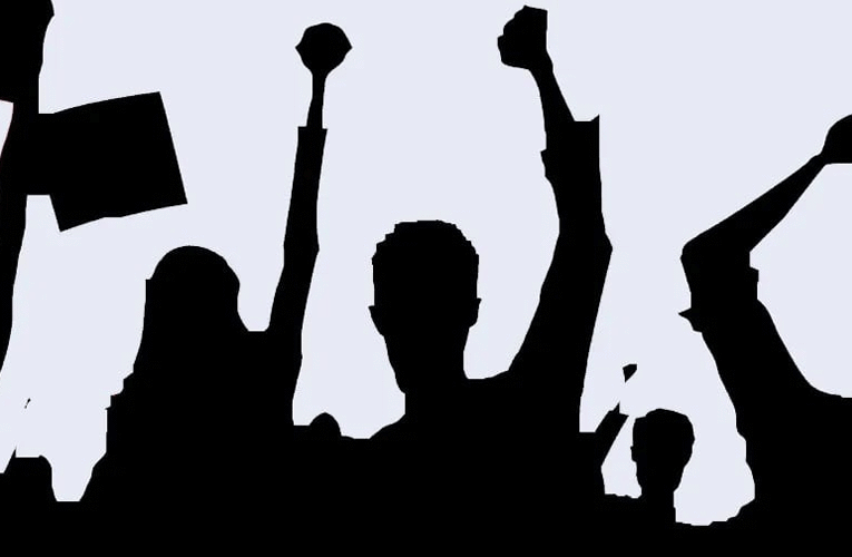 आफ्नो स्वार्थका लागि आन्दोलन गर्ने एउटा,दुःख पाउने जनता