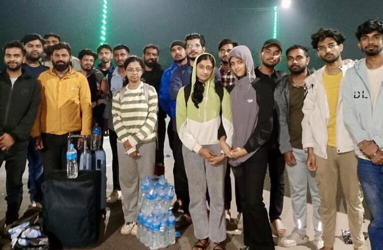 केआइआइटीबाट १२६ विद्यार्थी फर्किए