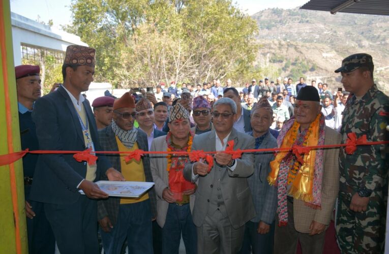 भुकम्प प्रभावित क्षेत्रमा पुन:निर्माणको कार्य सुरु भयो: गृहमन्त्री लेखक