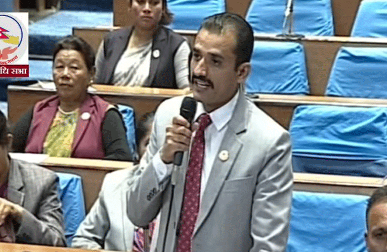 धितोपत्र बोर्डले कमिसन माग्ने गरेको बिषयमा छानविन गर्न माग