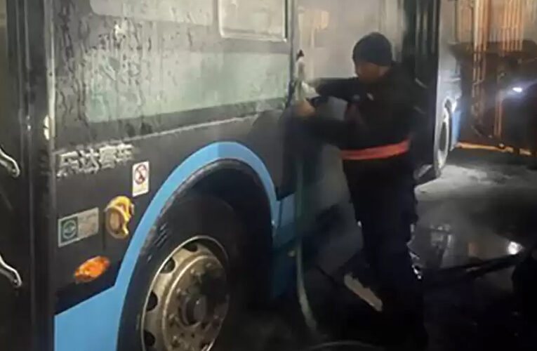 धुम्बाराहीमा इभी बसमा आगलागी