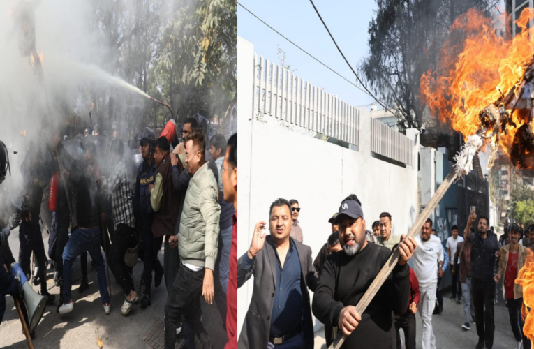 कुलमानलाई हटाएको विरोधमा मन्त्री खड्काको पुतलादहन