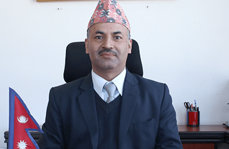गृहमन्त्रालयका सहसचिव तीर्थराज भट्टराई अख्तियारको नियन्त्रणमा