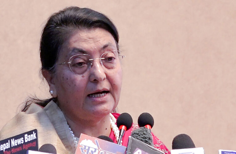 विद्याको टिप्पणी-प्रतिस्पर्धाबाट एमालेको नेतृत्व चयन जबजको जीवन्त अभ्यास