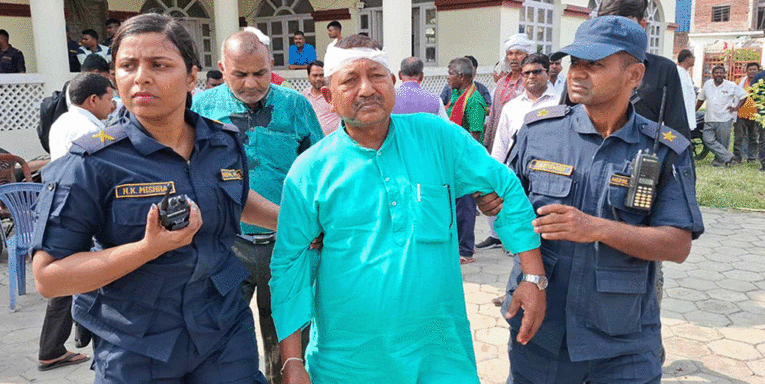 दुई पक्षबीच कुटाकुट भएपछि एमाले धनुषाको अधिवेशन स्थगित