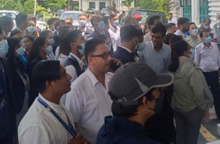 देशभरका कर्मचारी आन्दोलित