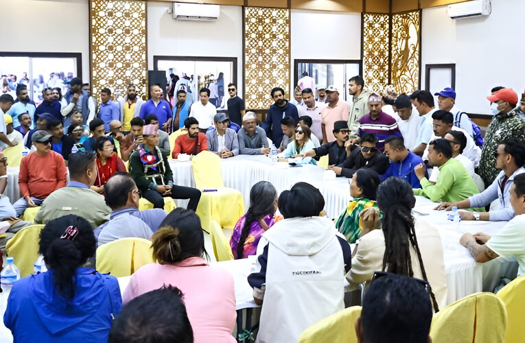 राजावादीको बैठकमा भाँडभैलो, आन्दोलन घोषणा नगरी बैठक स्थगित