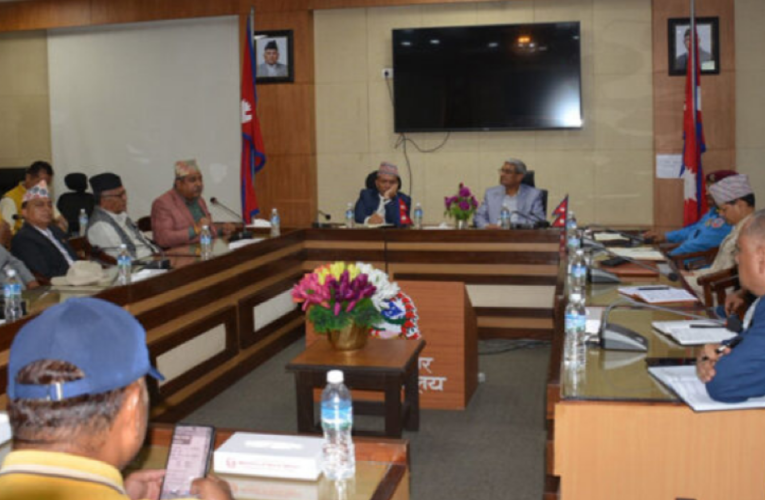 सरकार र यातायात व्यवसायीबीच जुटेन सहमति