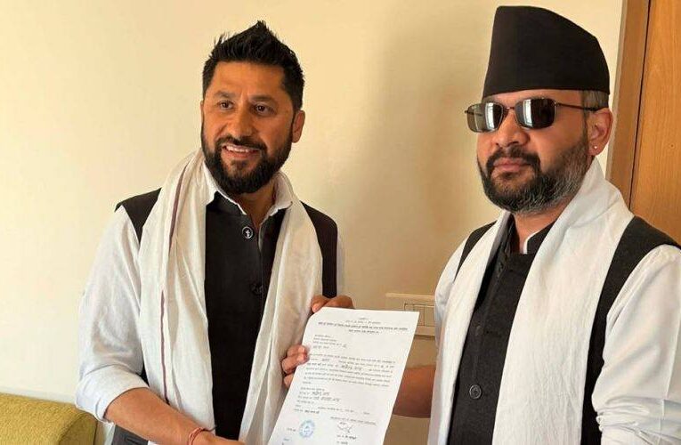 टिकट लिएरै जनकपुरबाट झापा-५ लागे बालेन