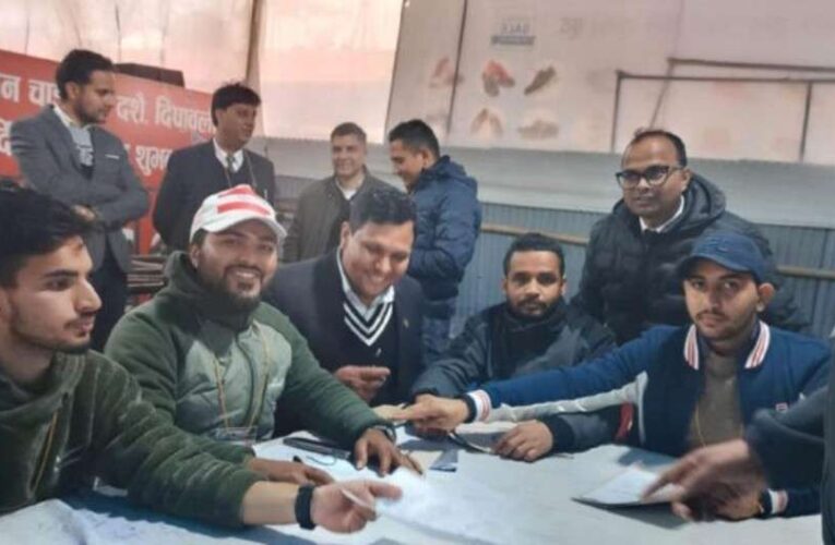 कांग्रेस विशेष महाधिवेशन: मतदान राति ८ बजे