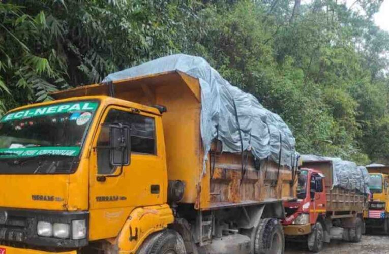 बञ्चरेडाँडामा फेरि फोहोर विसर्जनमा अवरोध