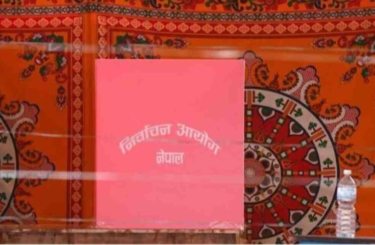 दार्चुलाका २ मतदान स्थलमा अझै गएनन् मतदाता