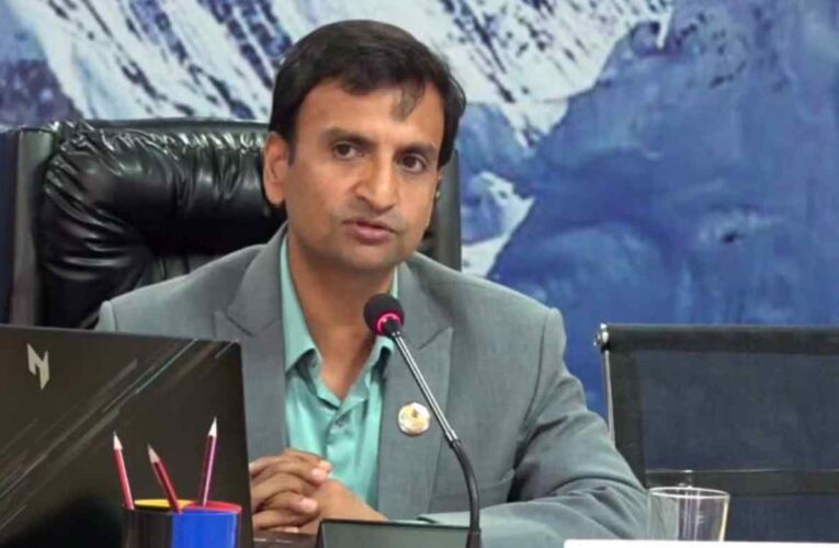 विकास निर्माणमा देखिएका अवरोध तत्काल हटाउन सरकारलाई निर्देशन