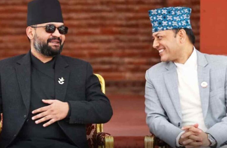 सदनमा विपक्षीले खोजेपछि सभामुखले भेटे प्रधानमन्त्री
