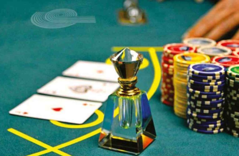 सरकारको दोहोरो चरित्रः एउटा जुवालाई प्रतिबन्ध,अर्कोलाई लाइसेन्स
