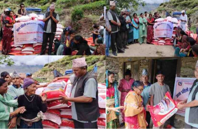 ‘आमा पहिलो’ कार्यक्रममार्फत स्वामिकार्तिकमा खाद्यान्न वितरण, ७२१ घरधुरीका आमाहरू प्रत्यक्ष लाभान्वित