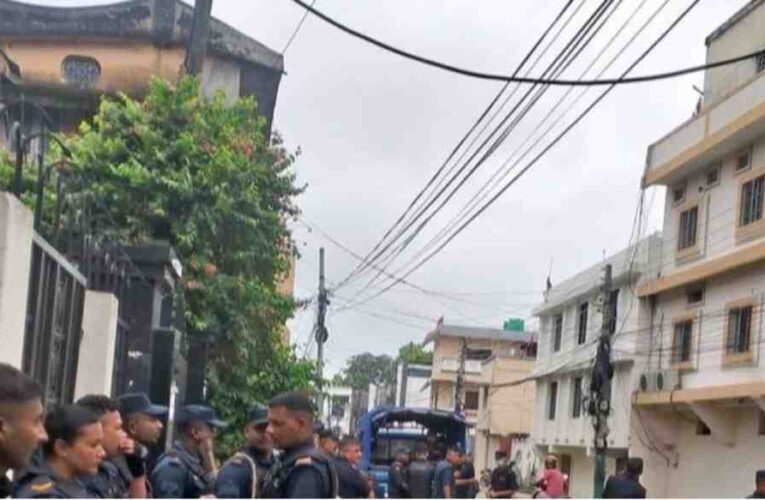 उद्योगी प्रकाश मुन्दडाको घरमा छापा